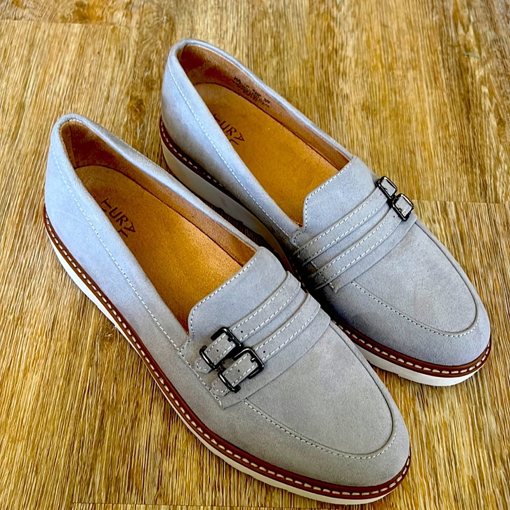 Naturalizer gray loafer with 2 straps with buckles.